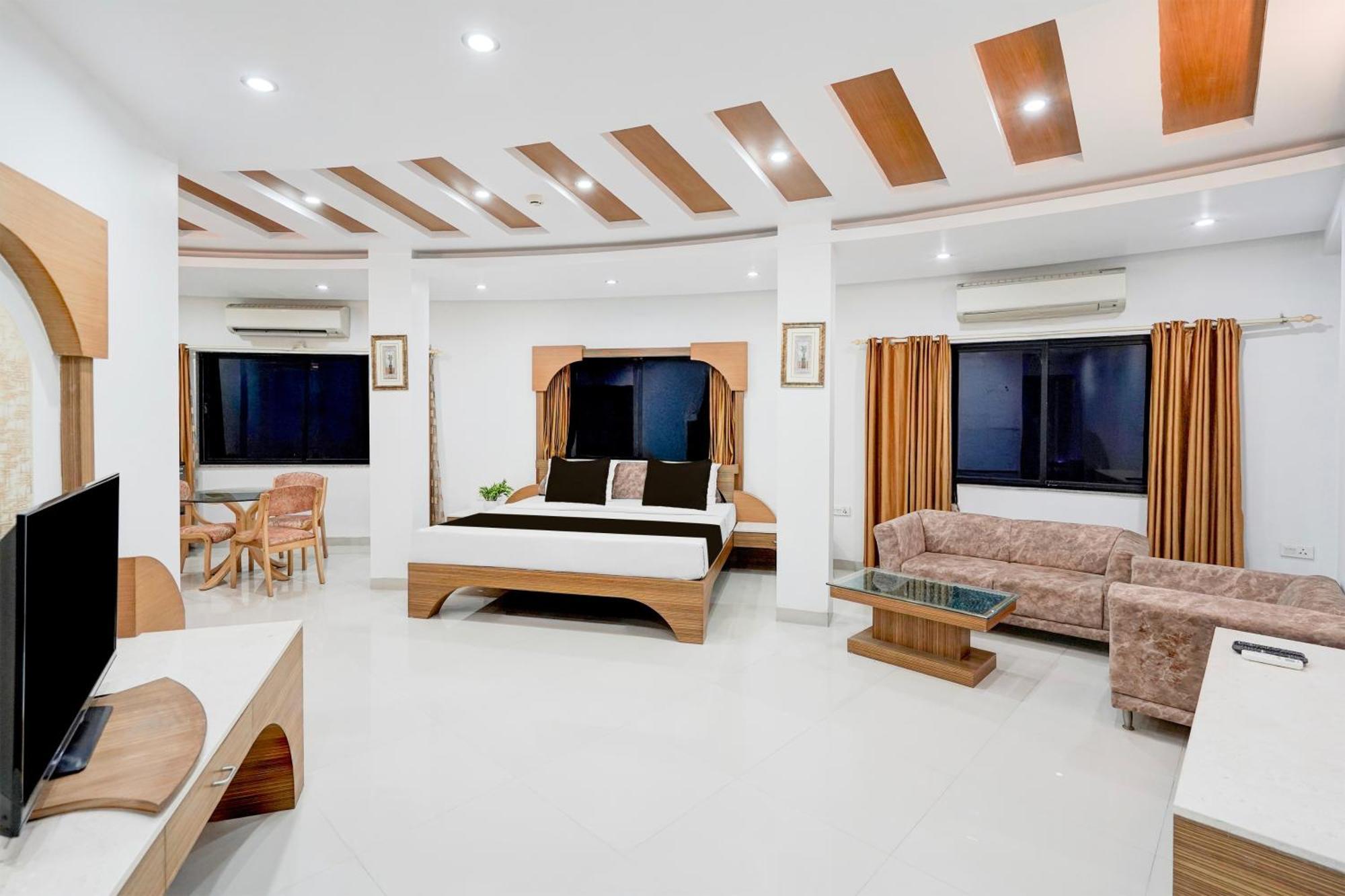 Super Townhouse Mg Road Porbandar Formerly Hotel Harmony Luaran gambar